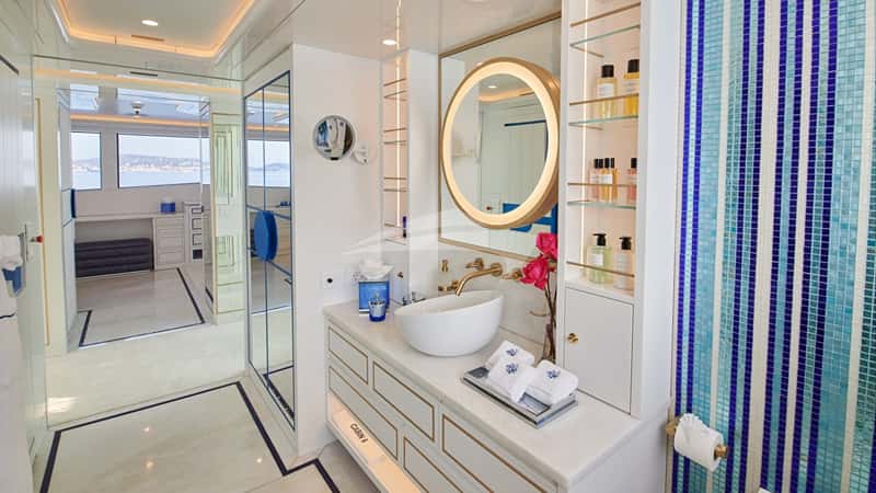 CORAL OCEAN 73m motor yacht charter, photo 10
