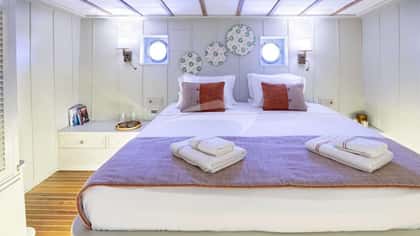 CAUSTIC 40m motor yacht charter, photo 12