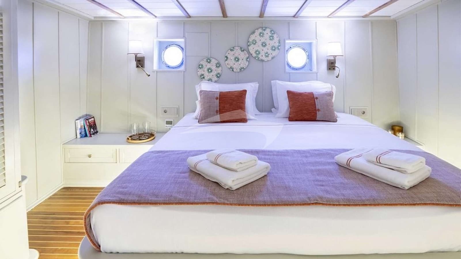 CAUSTIC, photo from the yacht portfolio 11