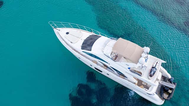 GRACE yacht charter photo 5