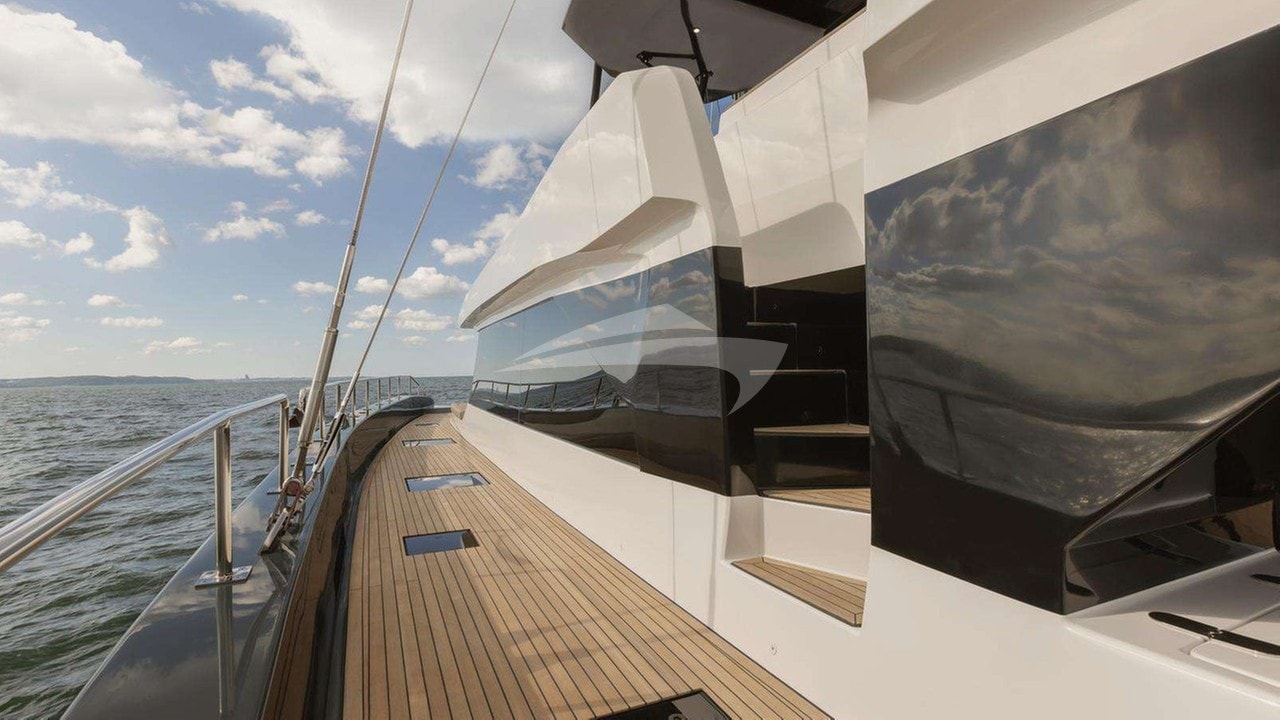 MOONLIGHT