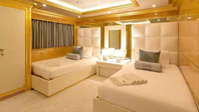 Twin cabin