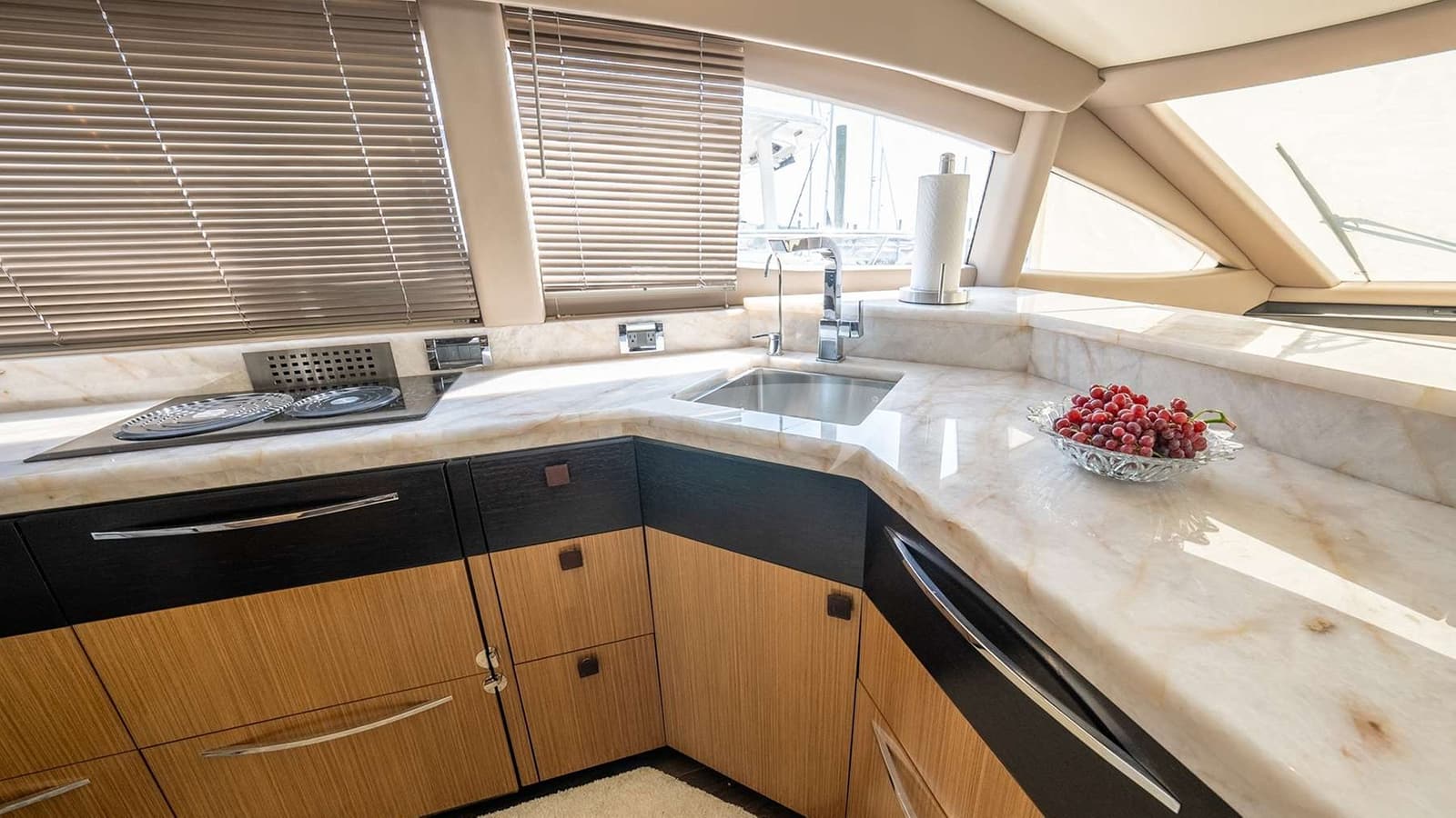 SEA AMBER, photo from the yacht portfolio 11
