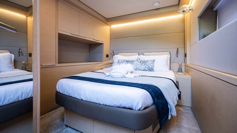 GULLWING 17m sailing yacht charter, photo 3