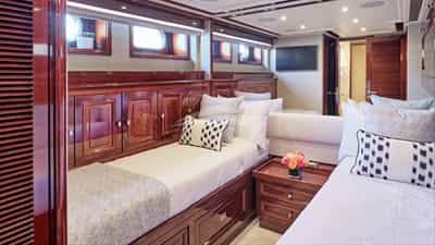 Twin Cabin