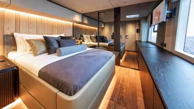 VIP Cabin