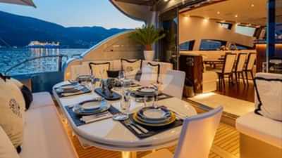 Deck Dining