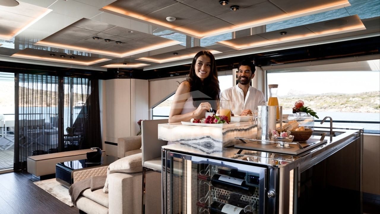 Breakfast at the Bar