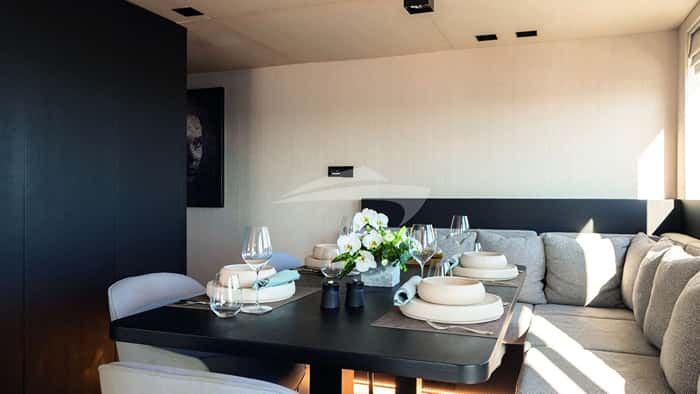 FUNKY CHOICE 27m motor yacht charter, photo 3