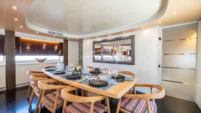 Main Deck Dining