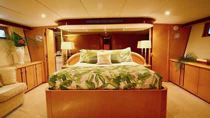 SUITE LIFE 28m motor yacht charter, photo 7