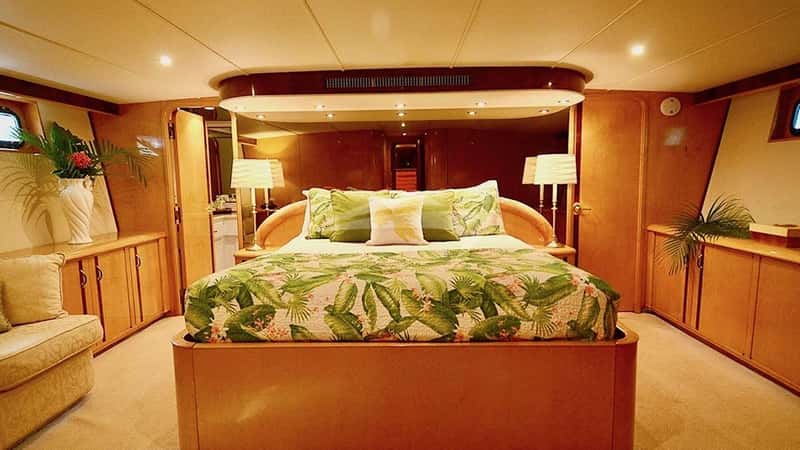 SUITE LIFE 28m motor yacht charter, photo 7