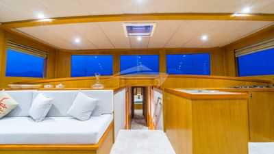 Saloon & Passageway