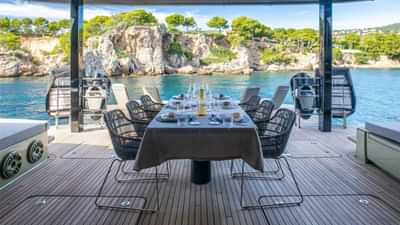 Deck Dining