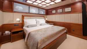 LADY GITAYacht Charter With Worth Avenue Yachts