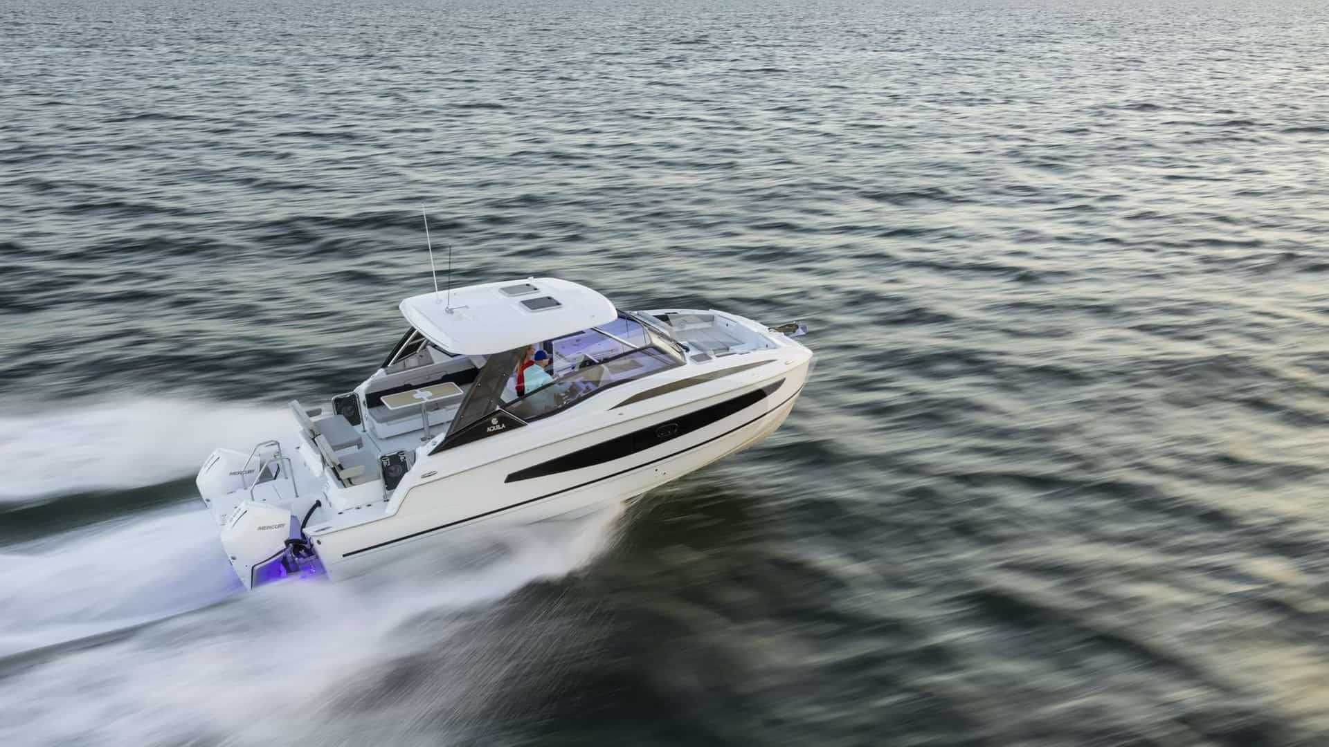 SELESTICAT yacht charter
