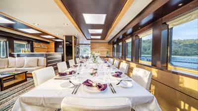 formal dining table set up