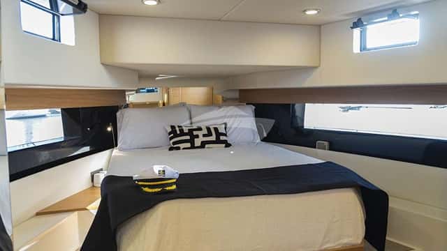 LA ONDINA yacht charter photo 4
