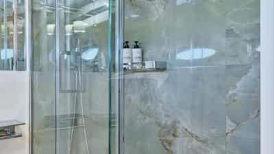 Double Bathroom