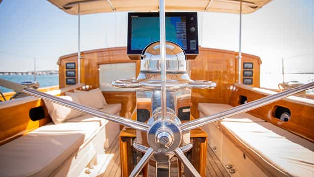 AURELIUS yacht charter photo 4