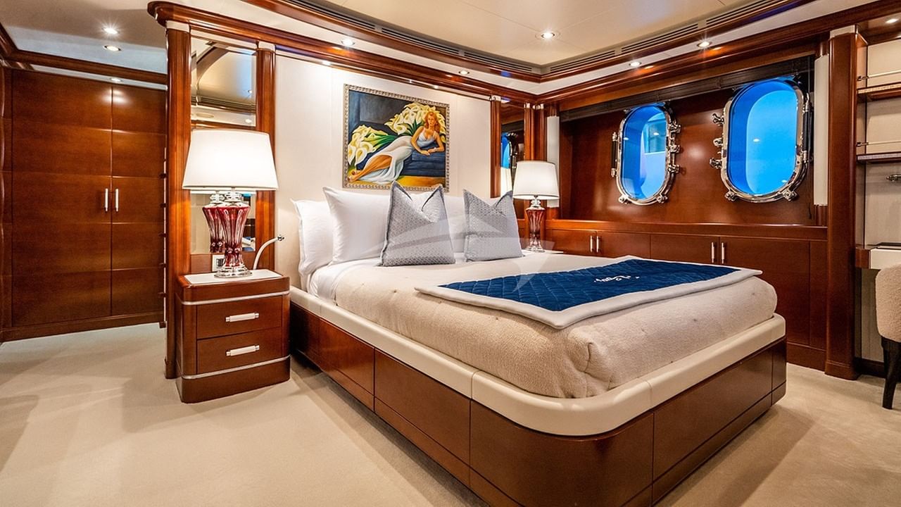 LOWER DECK GUEST STATEROOM