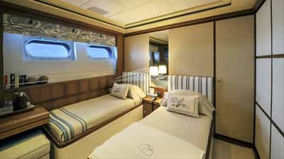 Twin Cabin