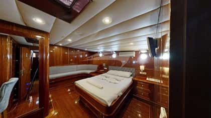 DIAMOND LILA 30m motor yacht charter, photo 7