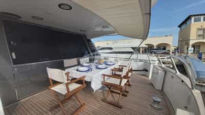 Deck Dining
