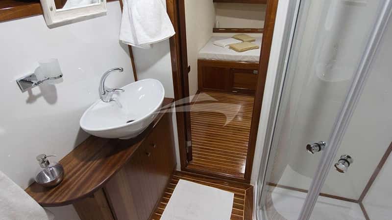 HEMERA 25m motor yacht charter, photo 6