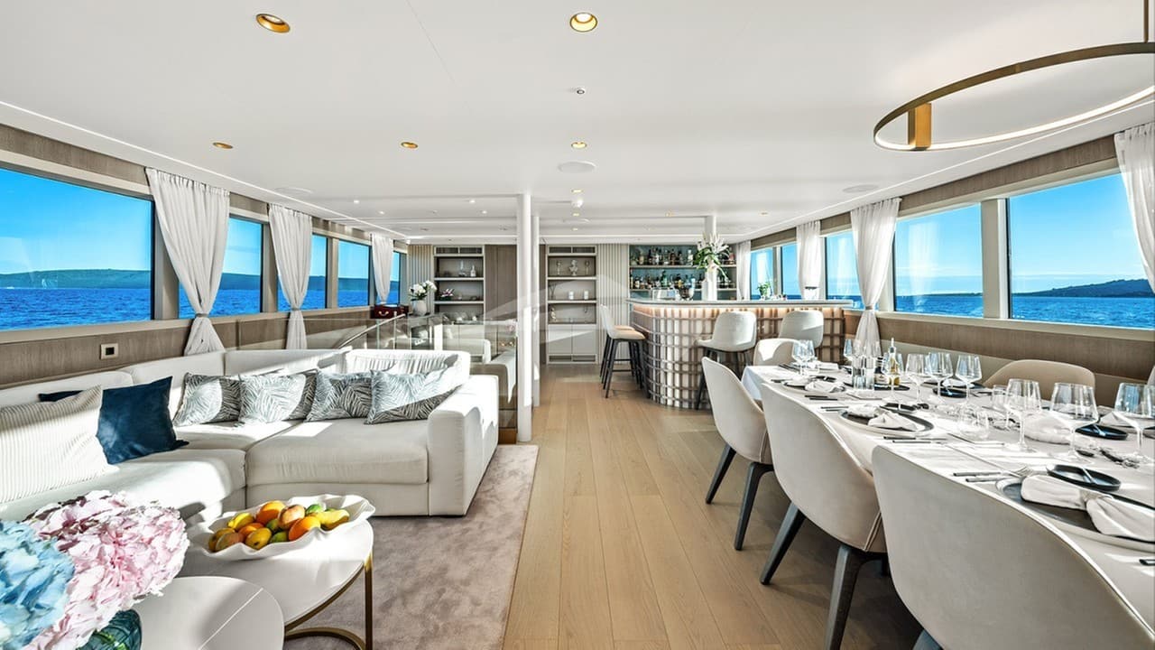 NOCTURNO, photo from the yacht portfolio 16