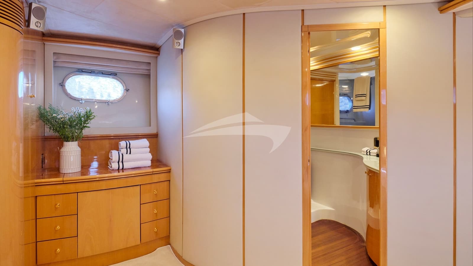 LADY L, photo from the yacht portfolio 21