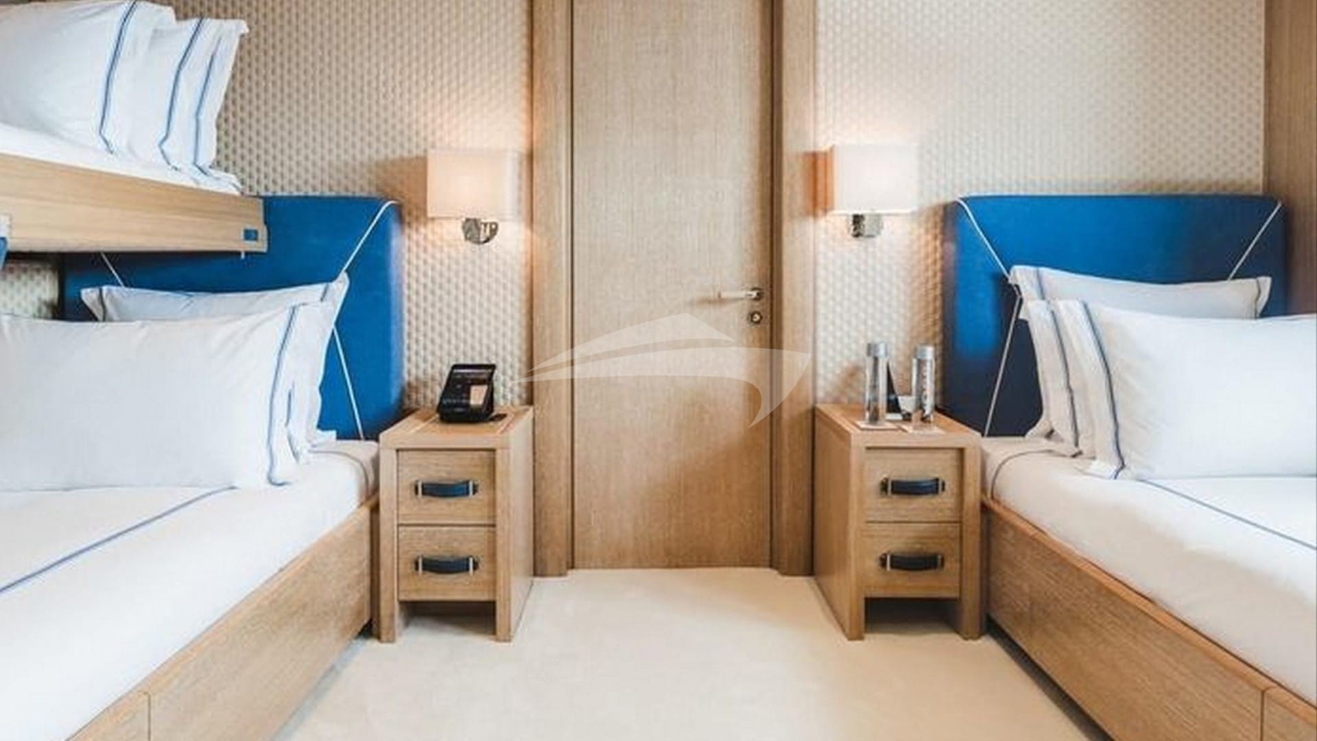 Twin Cabin with Pullman