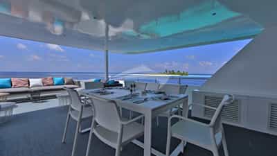 Dining on Flybridge