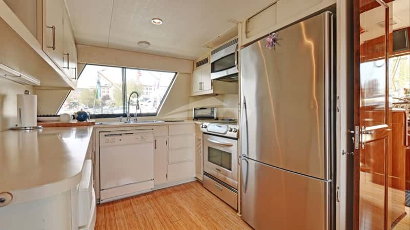 NORTHERN LIGHT 23m motor yacht charter, photo 8