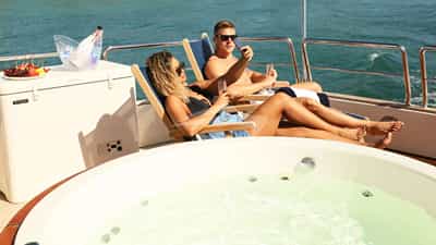 Deck Jacuzzi