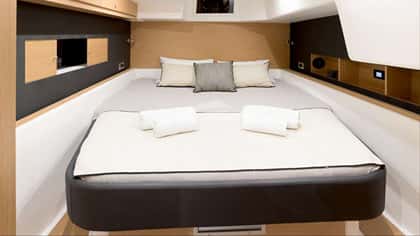 BLUE HORIZON 15m sailing yacht charter, photo 9