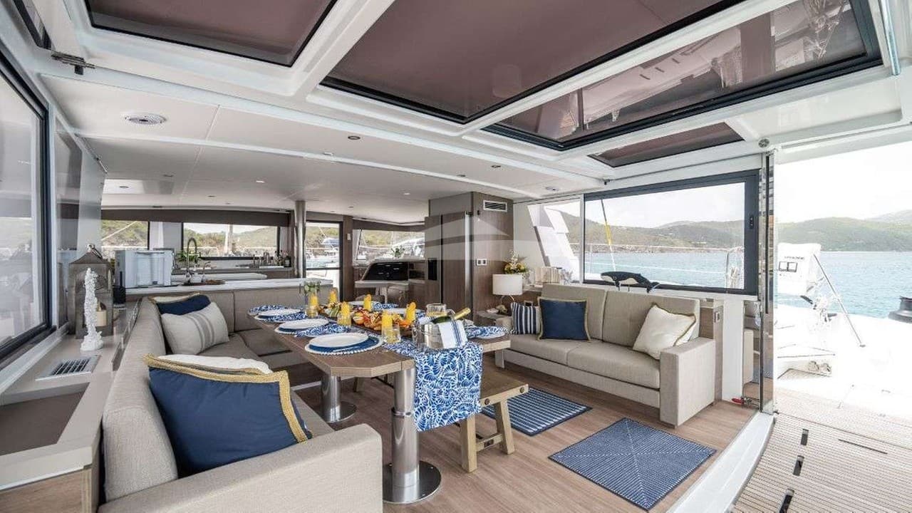 SUN DAZE, photo from the yacht portfolio 13