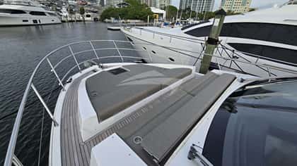 RELENTLESS 15m motor yacht charter, photo 7