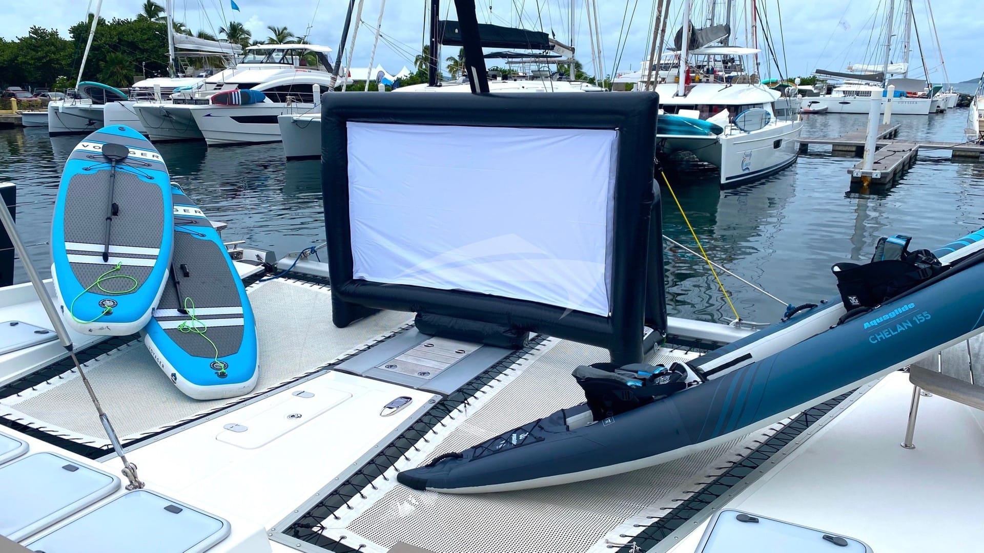 The projector movie screen