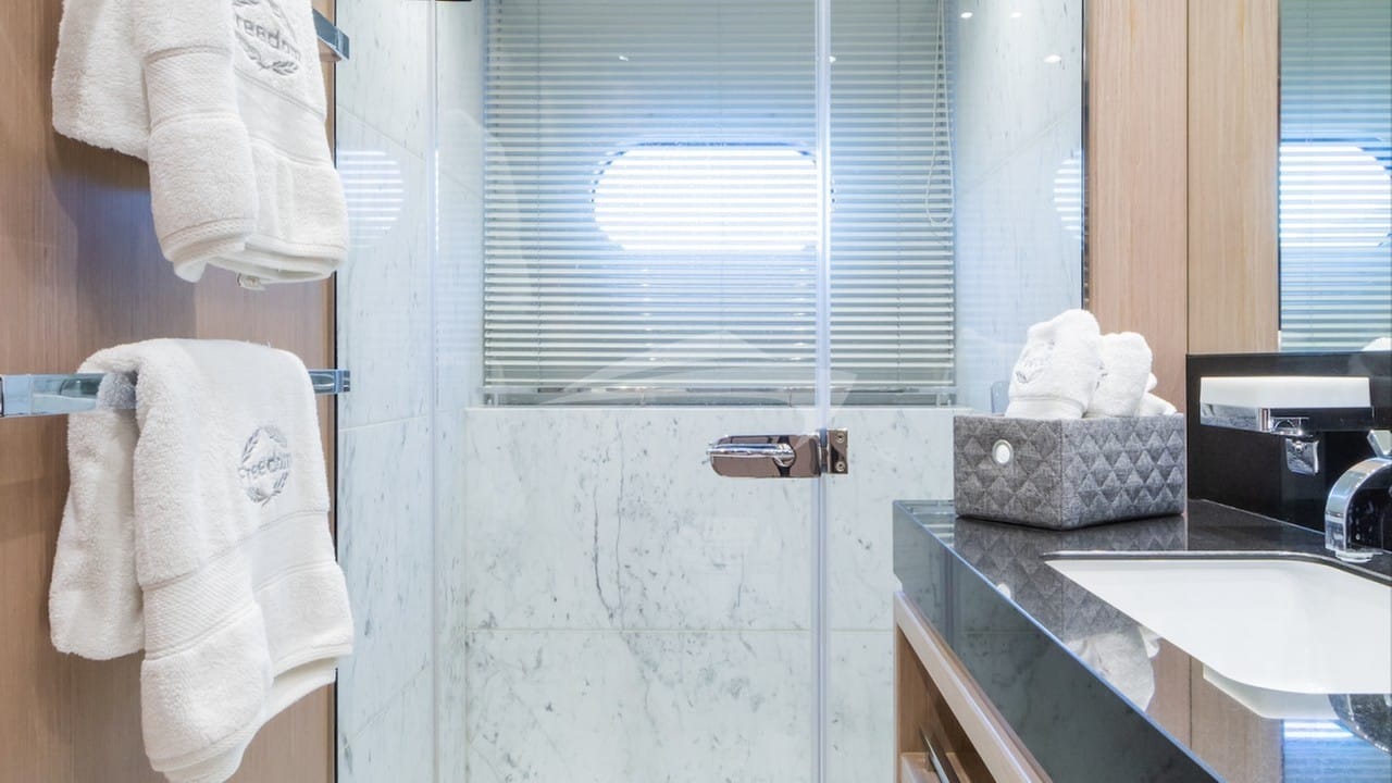 Guest double stateroom en suite