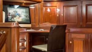 IRELANDA - Saloon