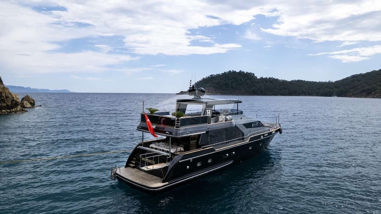 BEYEFENDI H, photo from the yacht portfolio 3
