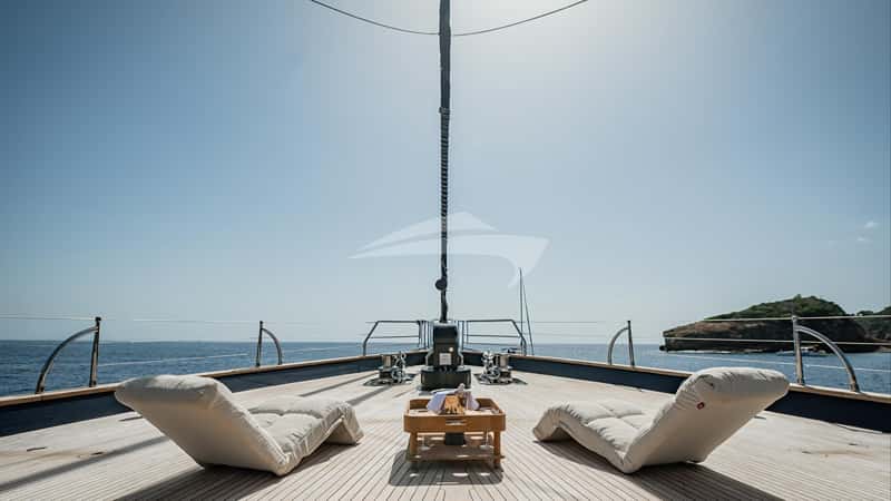 OGUZ KHAN 51m sailing yacht charter, photo 9