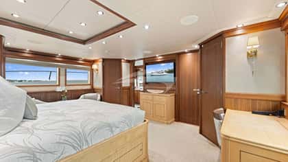 INVICTUS 38m motor yacht charter, photo 8