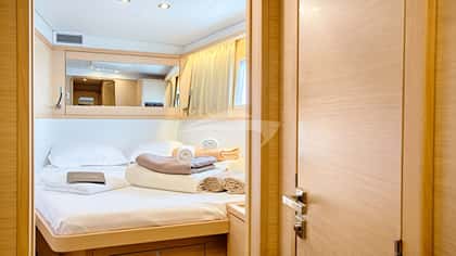 BRIGHT MOON 14m sailing yacht charter, photo 8