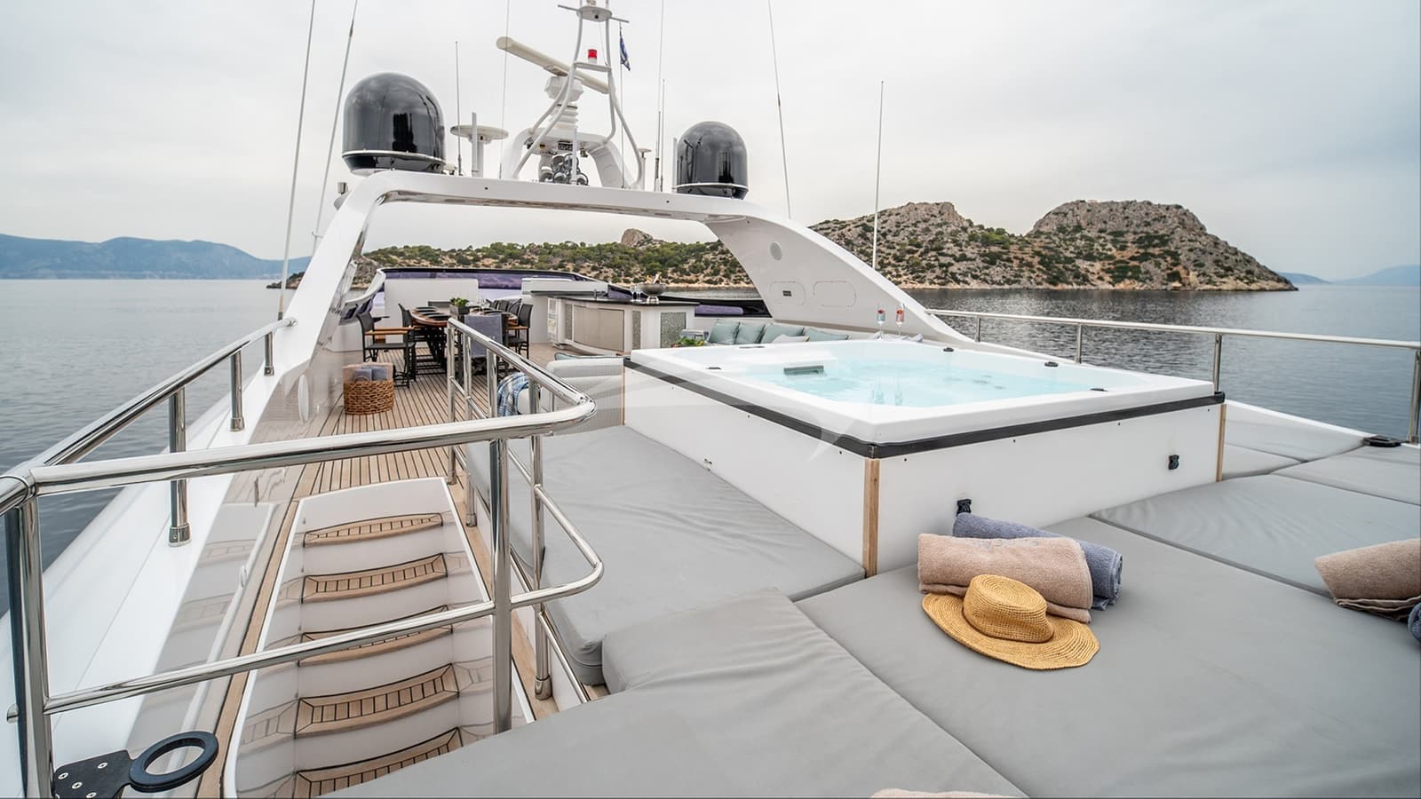 PAREAKI II, photo from the yacht portfolio 22