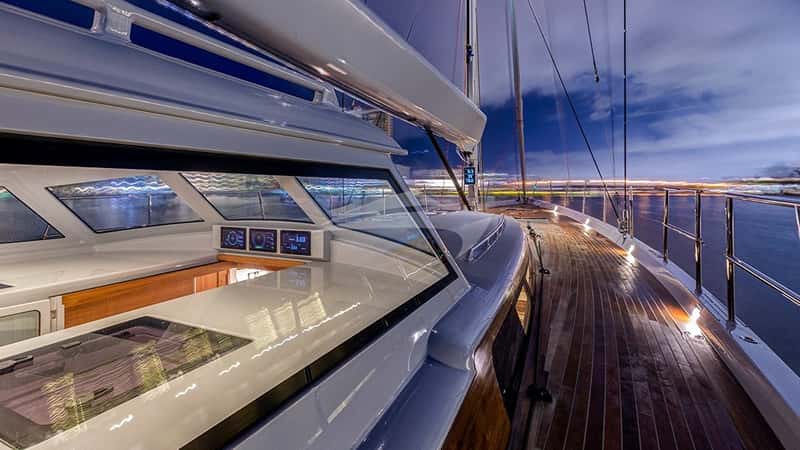 CIRRUS 21m sailing yacht charter, photo 9