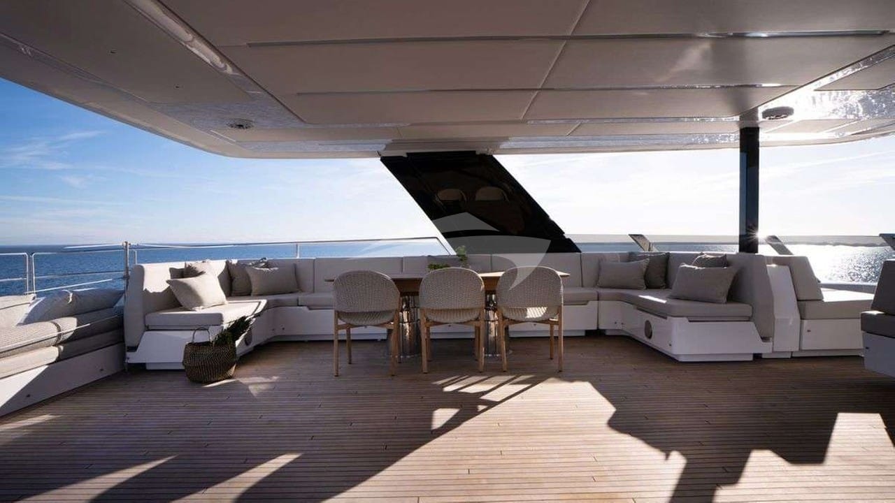 Flybridge