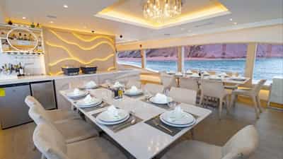 DINNING ROOM