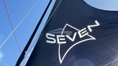 SEVEN's distinctive jib